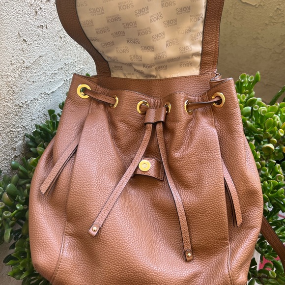 Michael Kors Brown Leather Backpack Classic Design - Picture 4 of 14